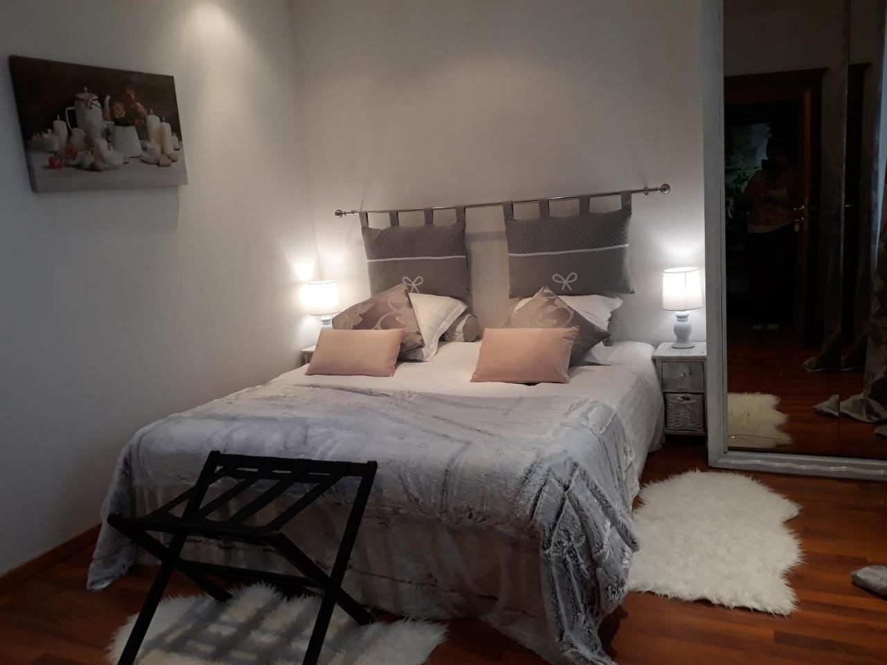 Bed And Breakfast "Le Moulin A Grains" Ménil-la-Horgne 외부 사진